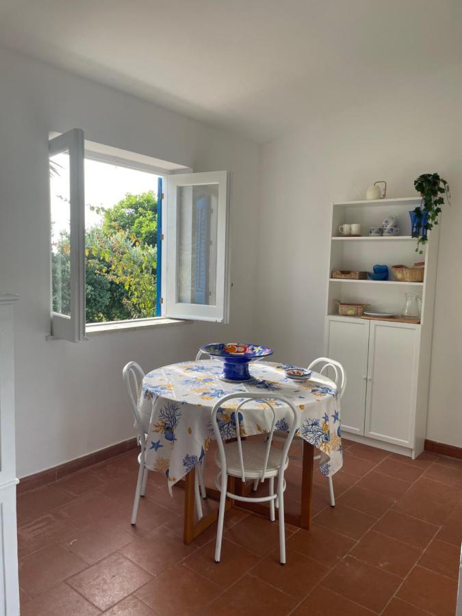 Villa Paso Isola di Ustica Exteriör bild
