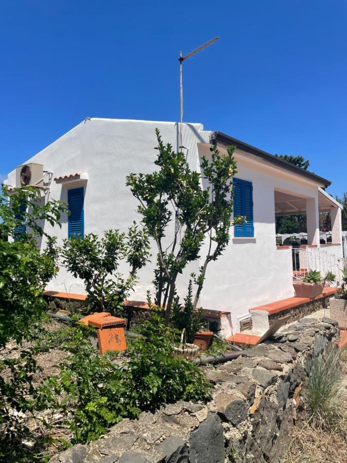 Villa Paso Isola di Ustica Exteriör bild