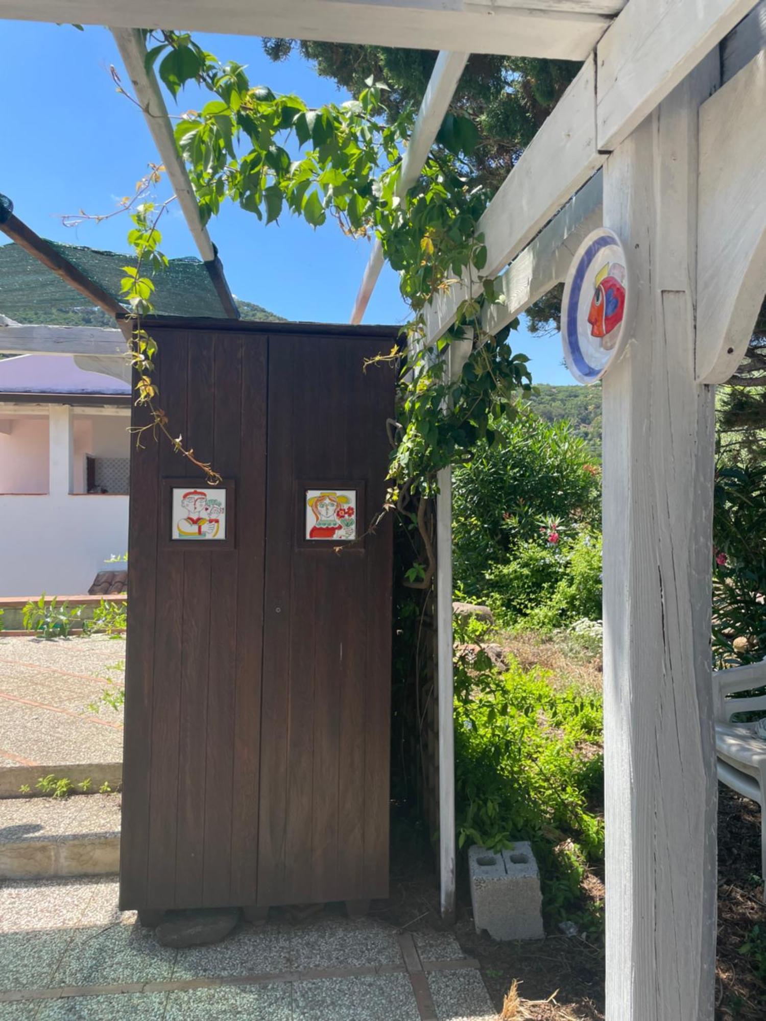 Villa Paso Isola di Ustica Exteriör bild